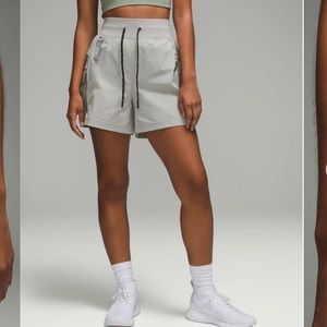 Lululemon Multi-Pocket Cargo High-Rise Hiking Short 5"